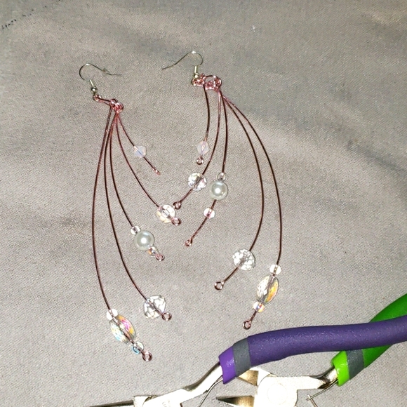 Dangle Earrings - Picture 1 of 2